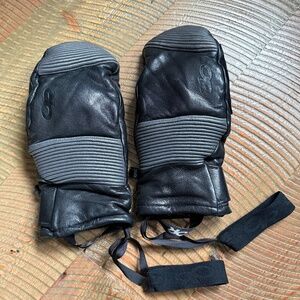 Outdoor Research Women's Point N Chute Gore-Tex Sensor Mitts - Size M/7